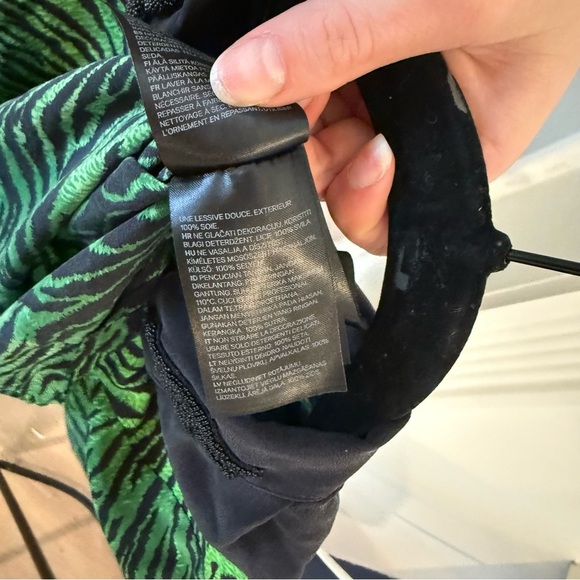 KENZO x H&M Green Tiger Print Silk Ruffle Collar Long Sleeve Button Up Blouse 2 - Picture 12 of 16